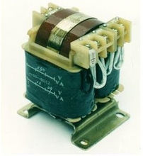 杭州蕭山電龍漏電開關(guān)樂清分公司 東商網(wǎng)助力低壓電器行業(yè)新篇章
